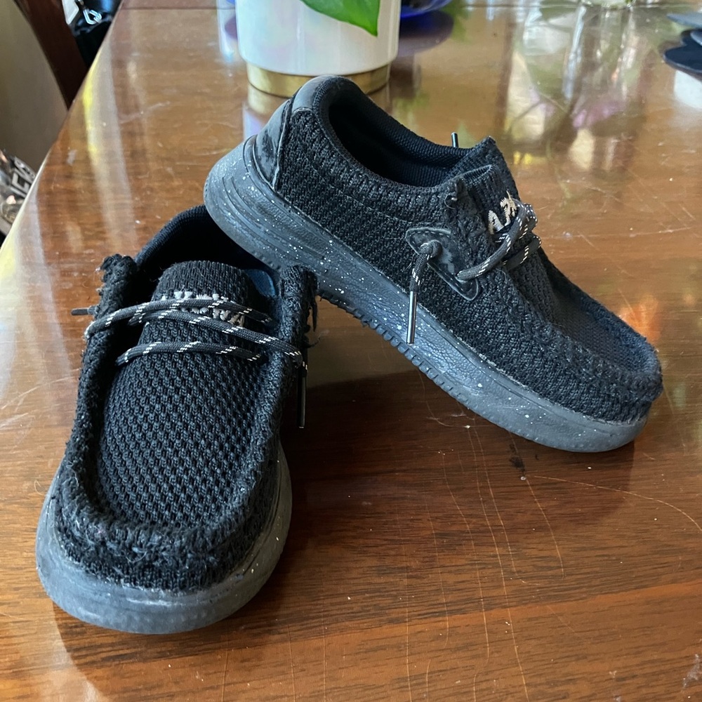 Stylish Black Knit Kids Slip-on Sneakers